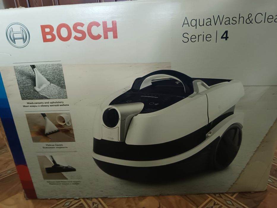 Пылесос моющий Bosch Serie 4