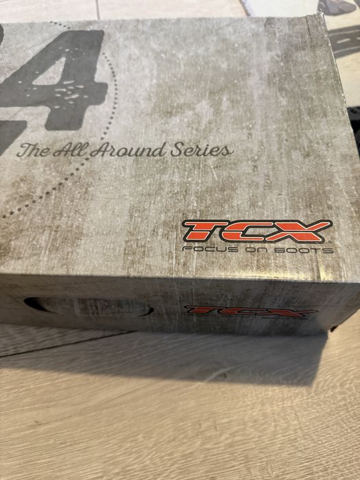 TCX обувки за мотор