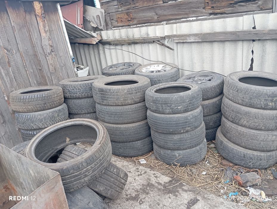 Продам б/у резину в хорошем качестве