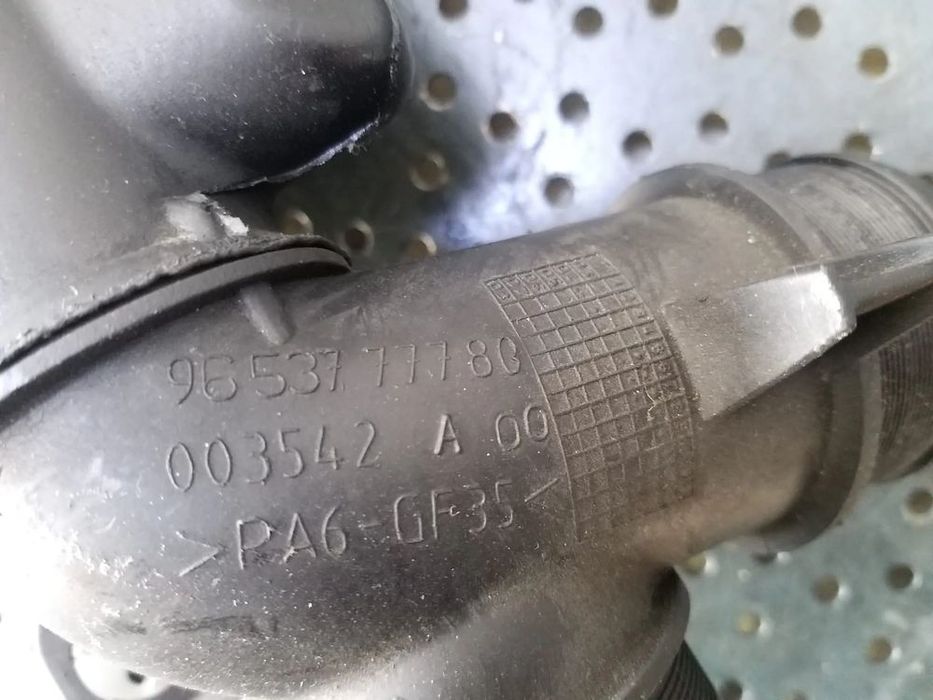 Tubulatura admisie aer 1.6 hdi peugeot 307 9653777780 003542a00 003524