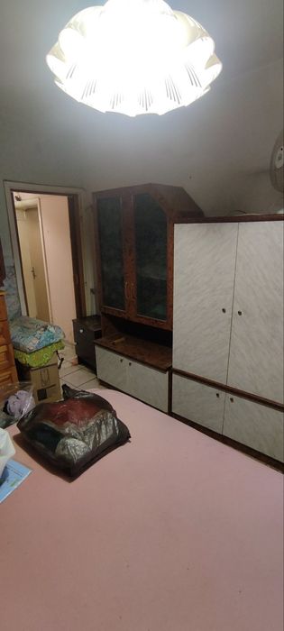 Сет от шкафове в добро състояние