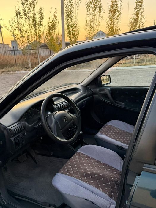 Продам Опель Астра