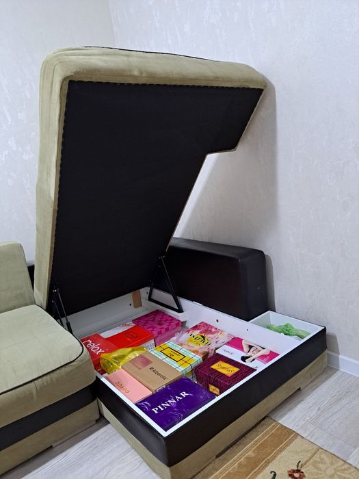 Продам угловой диван