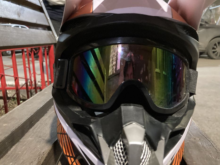 Продам шлем Ктм