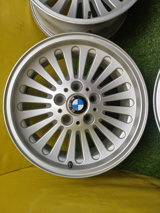 Диски R16 5x120 (Стиль 33) на BMW Е39, Е38, Е34
