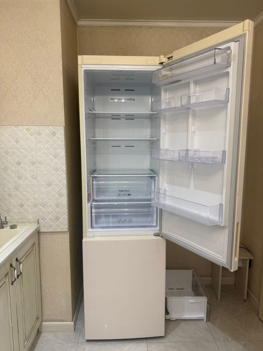 Продаю холодильник, в очень хорошем состоянии