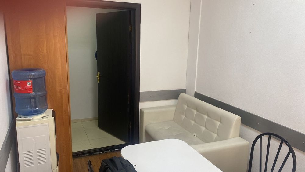 Сдаётся кабинет 10 кв м