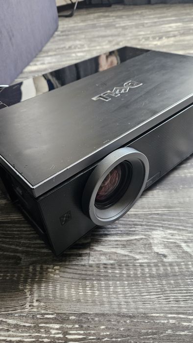Проектор Dell 7609WU