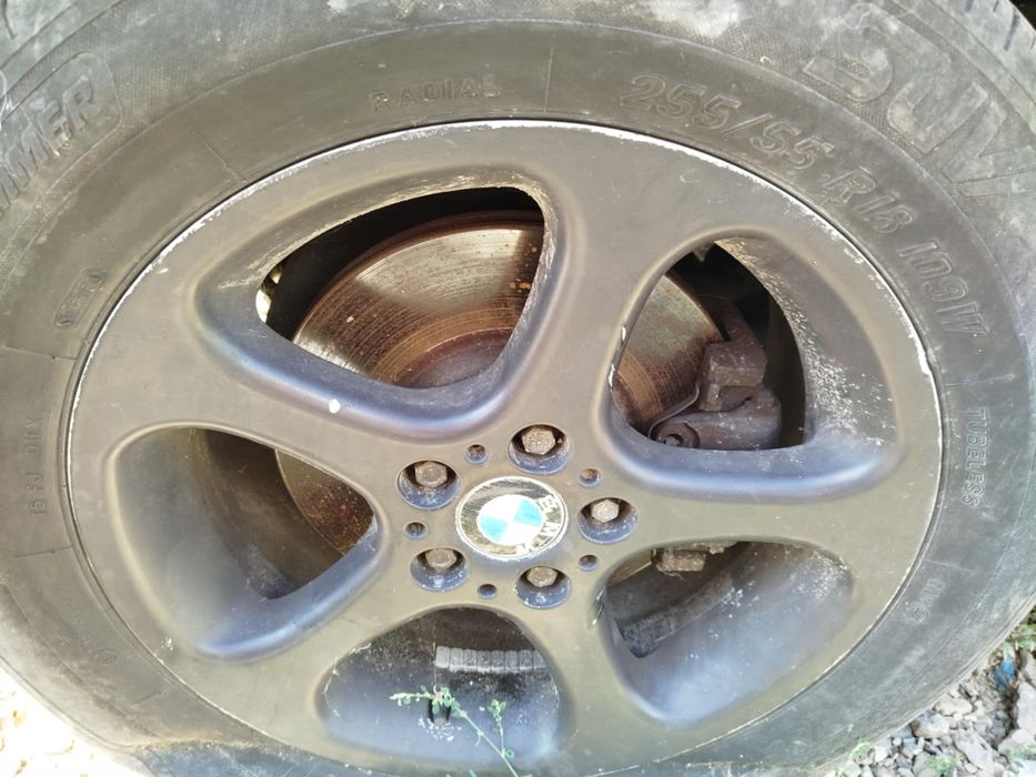 Продавам х5 е53 на части