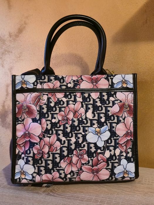 Dior прекрасна флорална дамска чанта