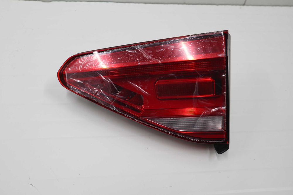 Десен вътрешен стоп Фолксваген Туран след 2015г