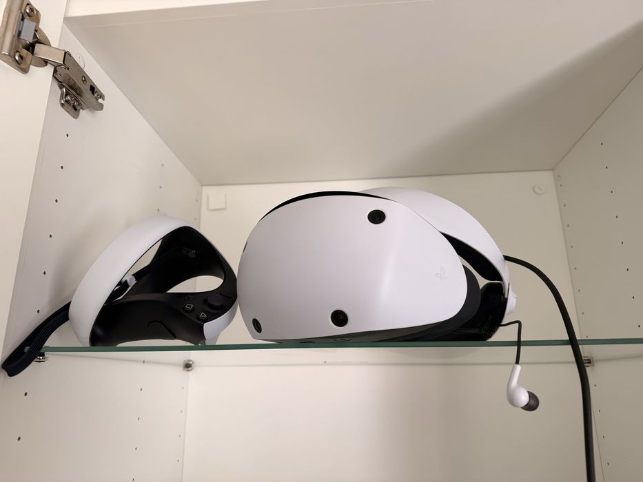 PS5 Digital Edition + PS VR2 + controller