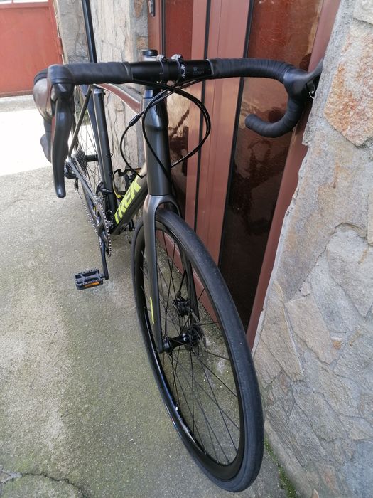 Шосеен TREK Domane Disc, Shimano Sora