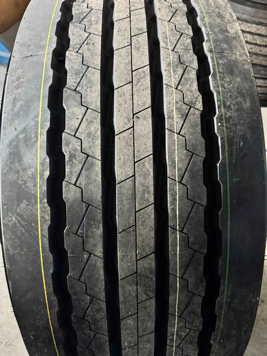 385/55R22.5 RTR61 Accelus