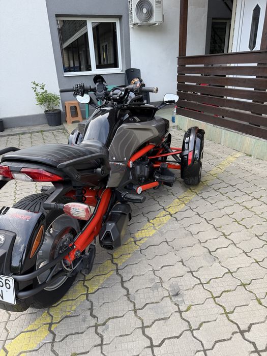Vand can am spyder F3