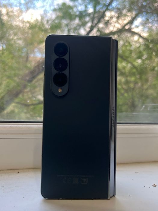 Samsung galaxy fold 4