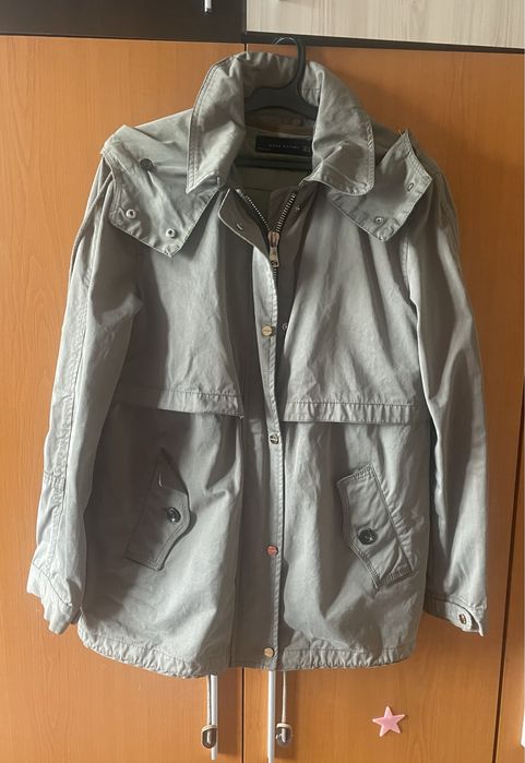 Страхотно дамско водоотблъскващо яке/парка на Zara р-р S!