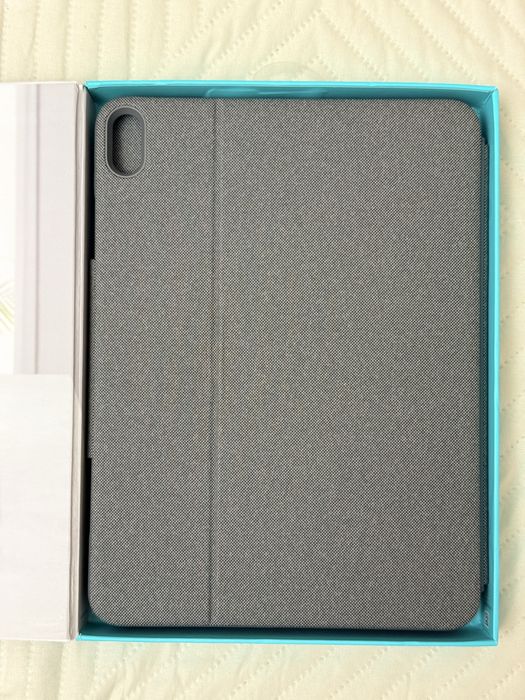 Калъф с клавиатура  Logitech Folio Touch и тракпад, За iPad Air 11" M2, M3, IPad Air 4-та и 5-та генерация