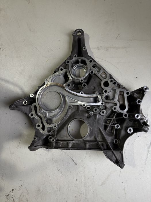 Мерседес лобовые крышки двигателя.