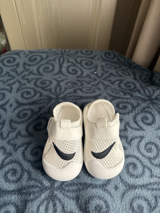 Детская обувь новая