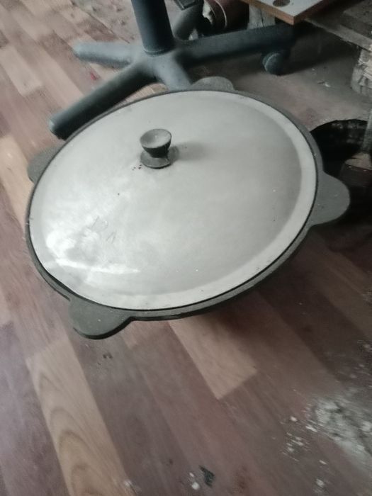 Казан чугунный  казан