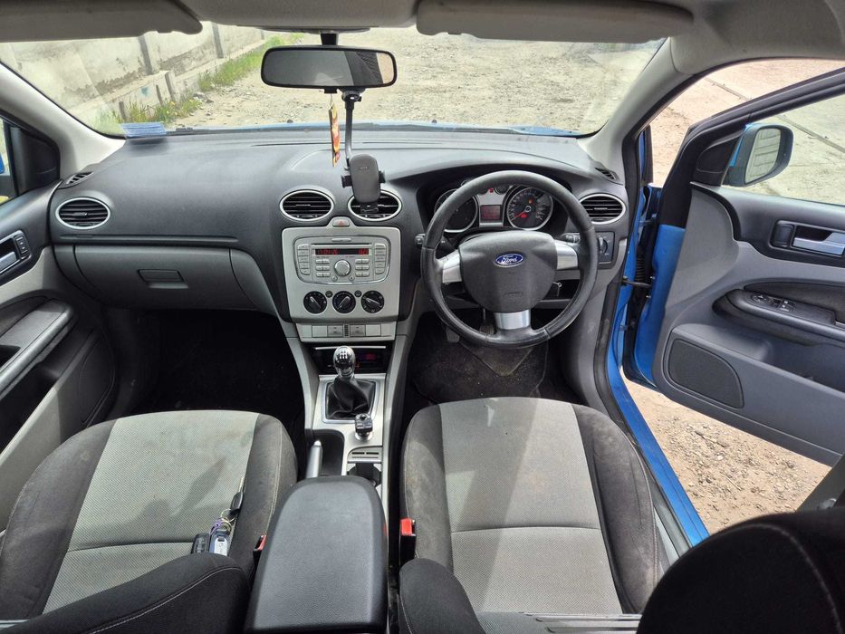 Dezmembram Ford Focus 2 an 2009 1.6 benzina