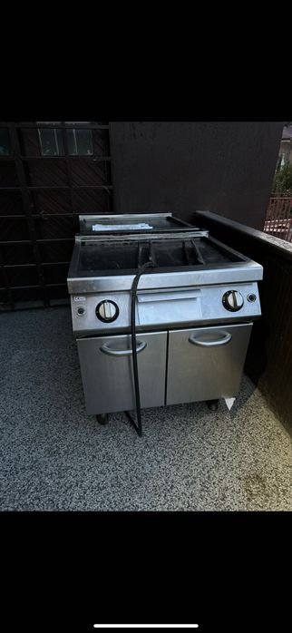 Продавам 2броя професионали газови плочи