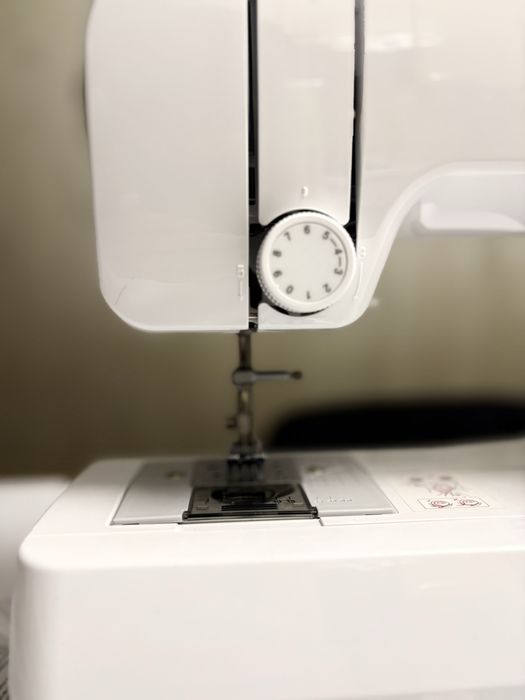 Masina de cusut Brother