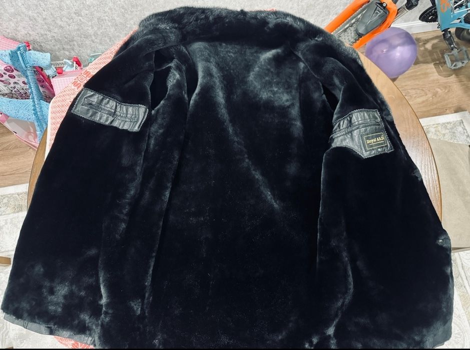 Продам мужскую дубленку