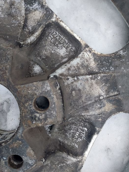 Диски R15 оригинал. На Мерседес.