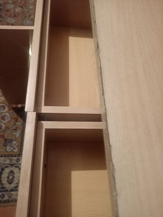 Продам кухонный стол тумбу