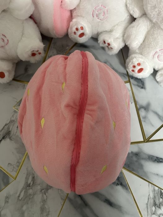 Дышащий зайчик в клубнике