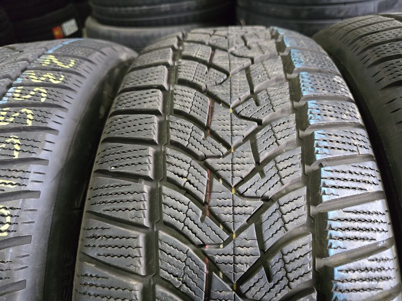 235/55/19 DUNLOP 4бр