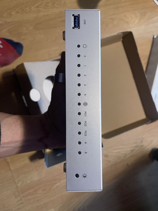 Turris Omnia, Router. Open Source, WiFi 6 (ax)