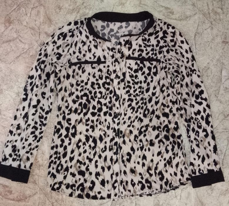 Отдам женские вещи