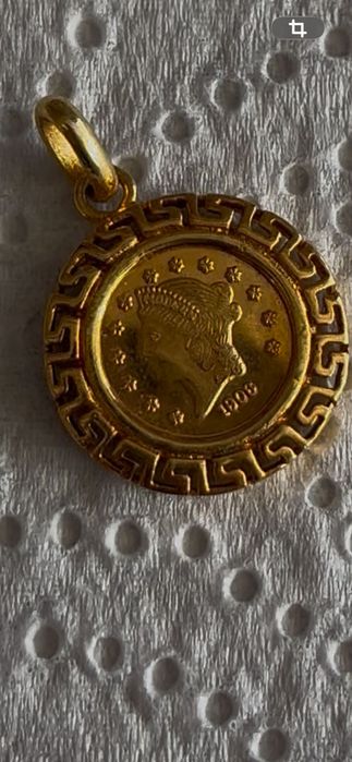 Monede aur in medalion Versace