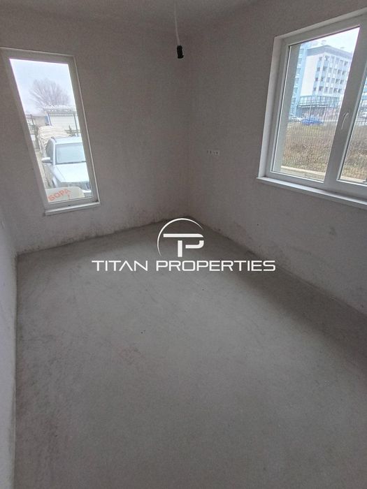 Тристаен апартамент в кв. Черно море , гр. Несебър