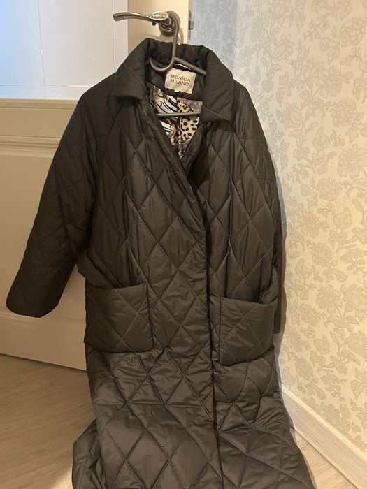 Верхняя одежда, платья