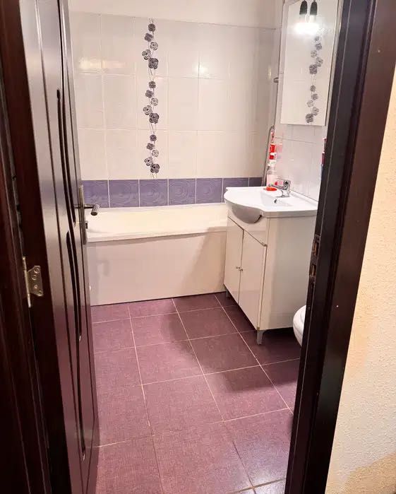 Închiriez apartament 2 camere