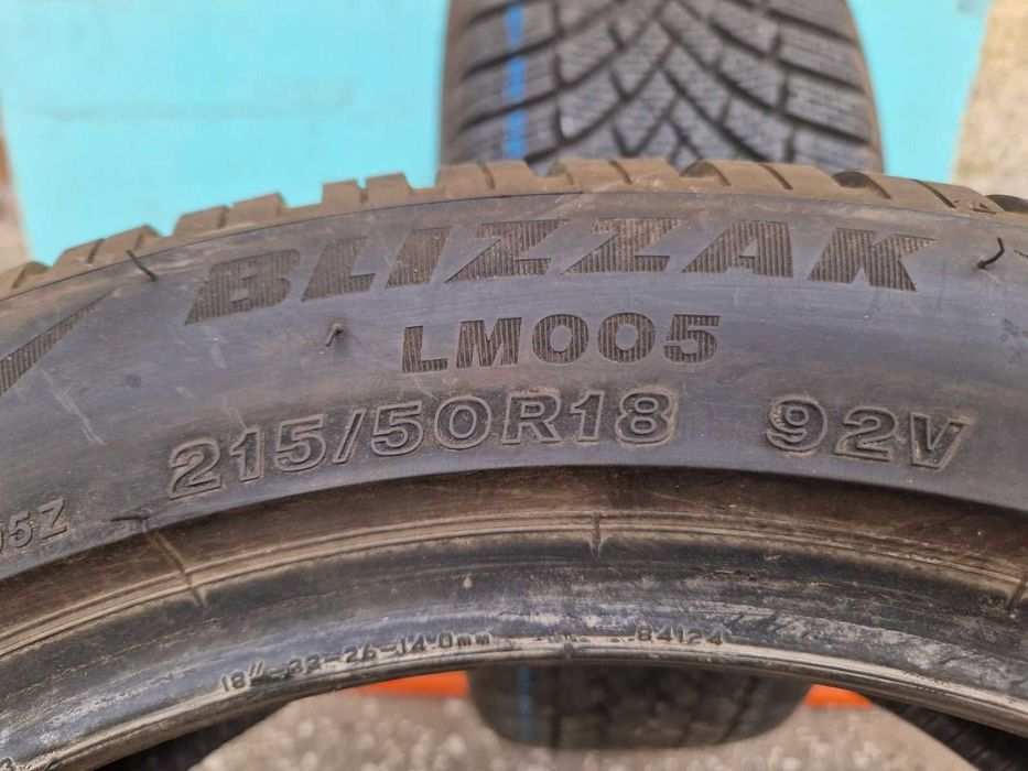 2 Bridgestone R18 215/50 Зимни гуми  DOT4621