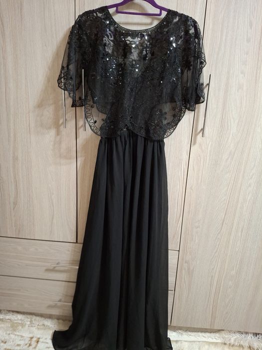 Черное вечернее  платье с накидкой