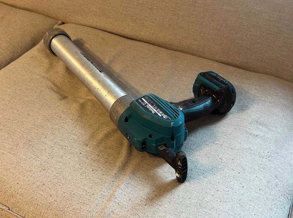 Pistol silicon Makita DCG180 18V LXT profesional doar corp