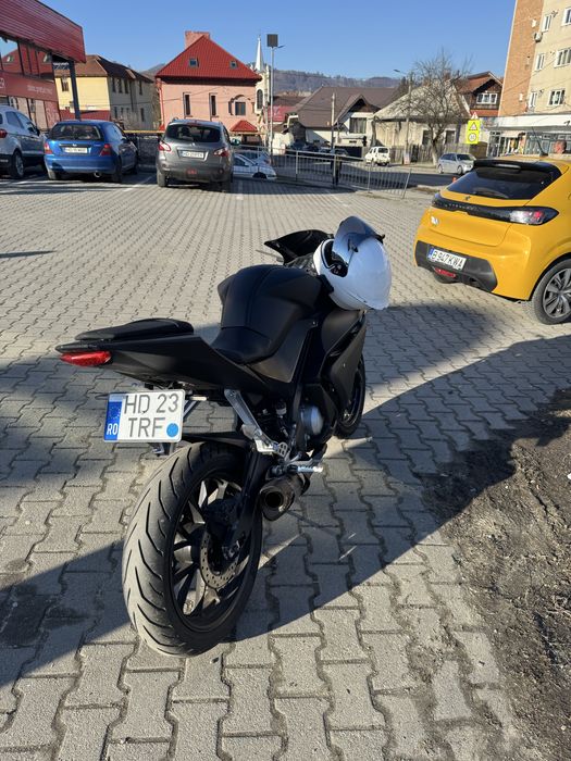 Yamaha YZF R-125 2016 ABS/LED