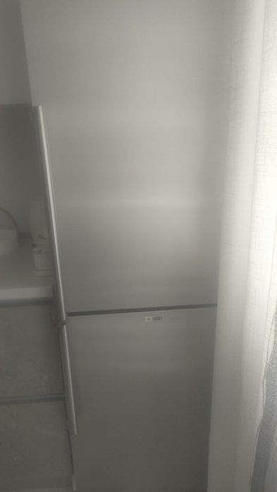 Продам холодильник Kaiser.