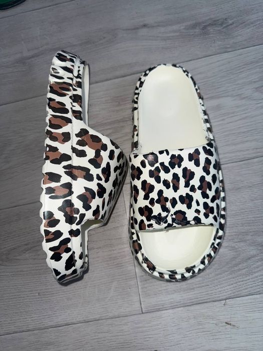 Tapchka kareyski 38 39 razmer bor