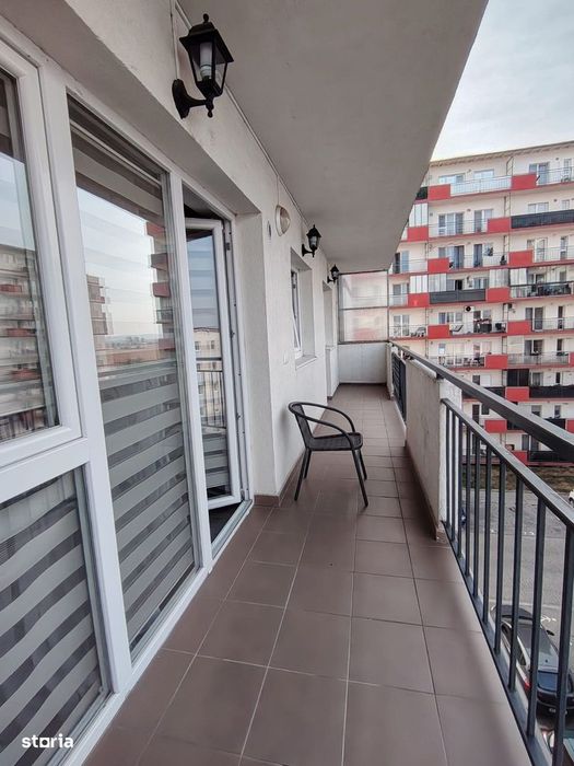 Apartament de vanzare 3 camere cu terasa, mobilat si utilat, parcare
