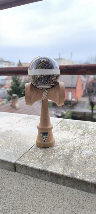 Kendama Krom Noia 5 semnată de XRemus.