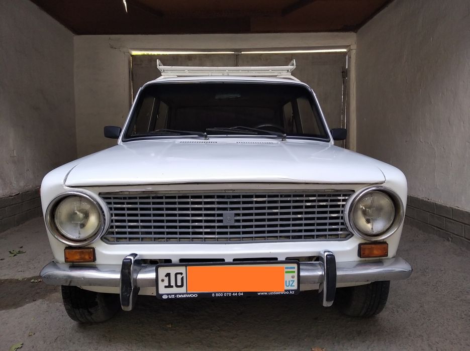 Ваз 2101  прицепи билан сотилади.