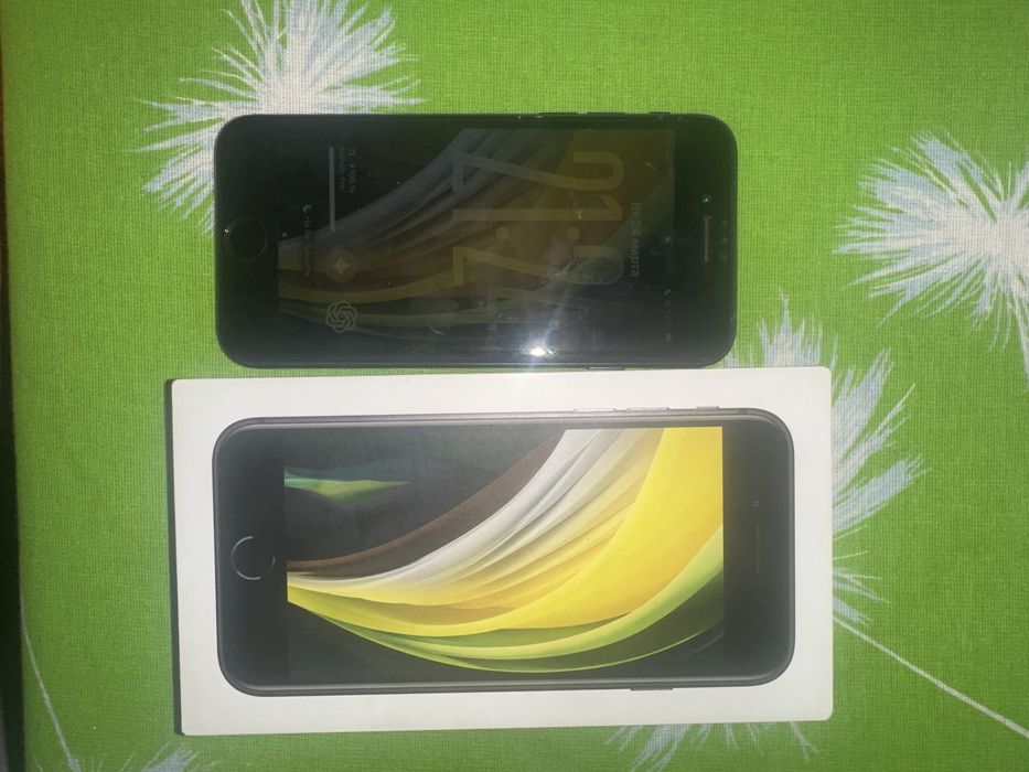 продам или обменяю iphone se 2020