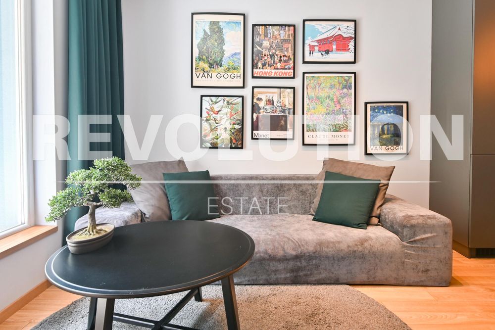 Дава се под наем Двустаен апартамент в София, Център - 52 кв.м за 700 € - Снимка #2